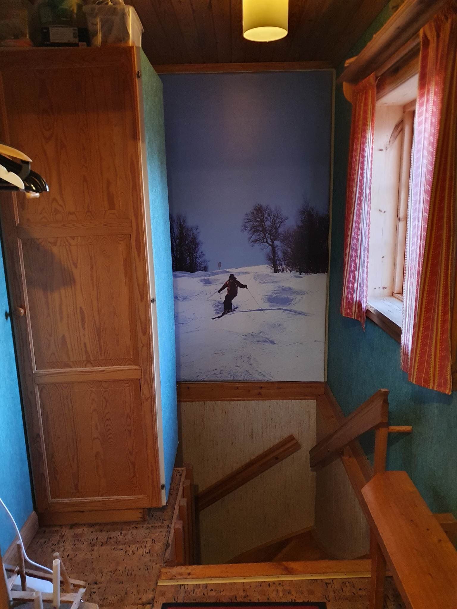 The smaller hallway in the cabin